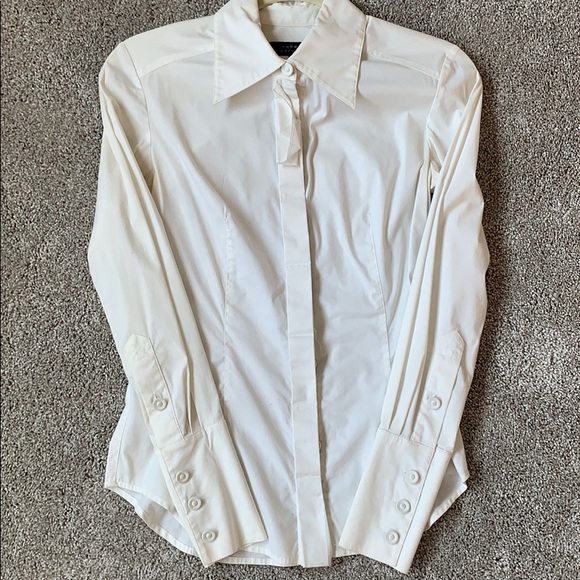fitted white dress shirt
